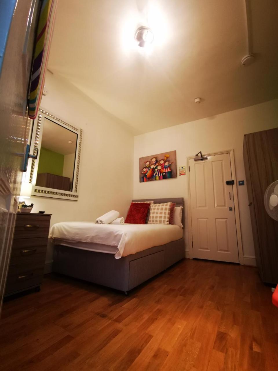 Capital Host- Apartments Euston Λονδίνο Εξωτερικό φωτογραφία